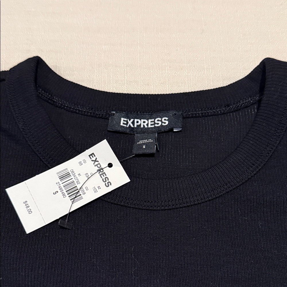 Express Black Ruffle Sleeve Blouse - Picture 2 of 6